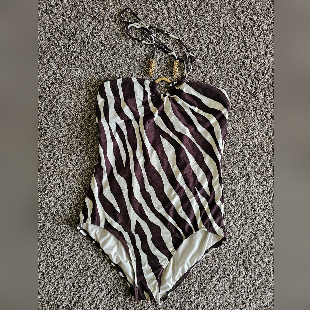 Swimsuit with Ring Detail